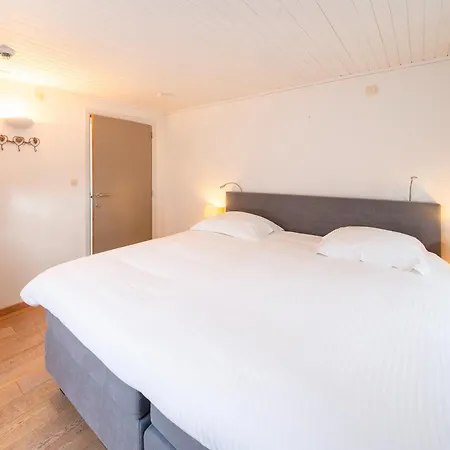 Charming, Quiet And Authentic Estate In Bohan