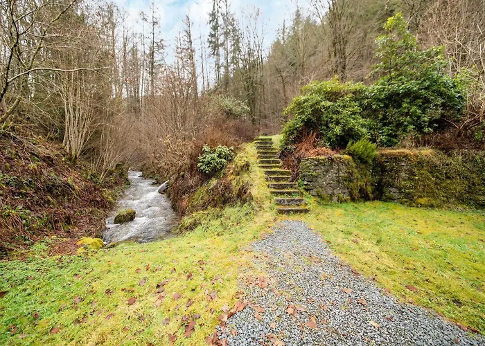 Historic Watermill In Bohan Vakantiehuis